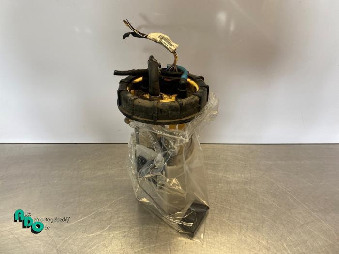 Pompe carburant électrique d'un Seat Ibiza (Ibiza 08-), Autos : Pièces & Accessoires, Systèmes à carburant, Seat, Utilisé, 3 mois de garantie