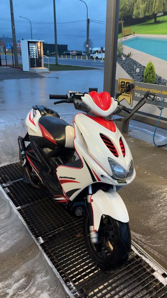 Mbk nitro classe a, Fietsen en Brommers, Scooters | Yamaha, Ophalen, Zo goed als nieuw