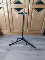 Staander voor gitaar, Ophalen