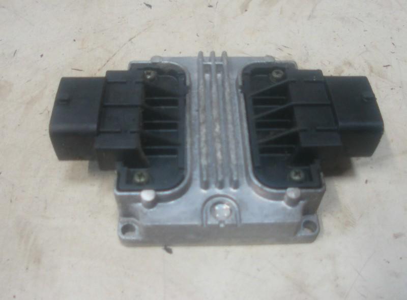 CALCULATEUR ECU BOITE DE VITESSES Opel Vectra C Caravan, Info@VerberkAutodemontage.nl, Opel, Nijverheidstraat 1a 1a
5405 AJ  UDEN, NL