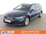 Volkswagen Passat 1.4 GTE (bj 2020, automaat), Auto's, Stof, Gebruikt, Blauw, 1760 kg
