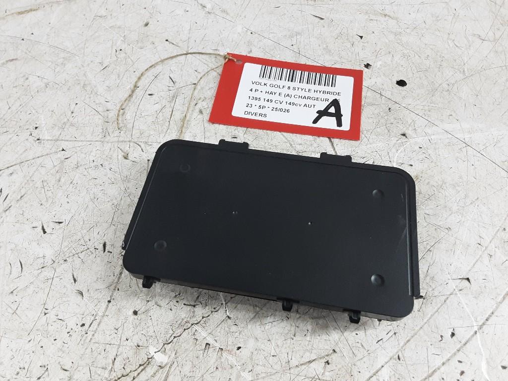 DIVERSEN DIVERS Volkswagen Golf VIII (CD1) (5NA980611A), Auto-onderdelen, Overige Auto-onderdelen, Volkswagen, Gebruikt