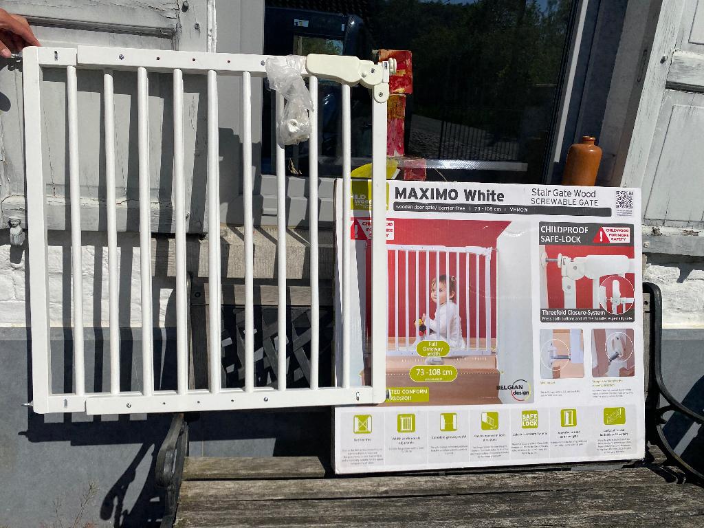 1 barrière d'escalier pour enfants neuve et1  utiliser, Enlèvement, Neuf, Autres types