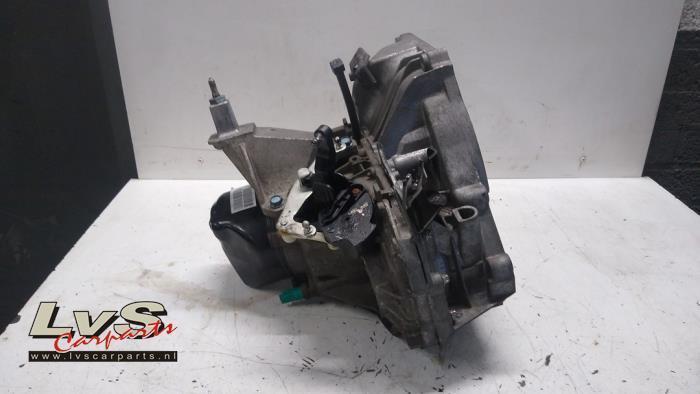 Versnellingsbak van een Nissan Note, Auto-onderdelen, Transmissie en Toebehoren, Nissan, Gebruikt, 3 maanden garantie, Ophalen of Verzenden