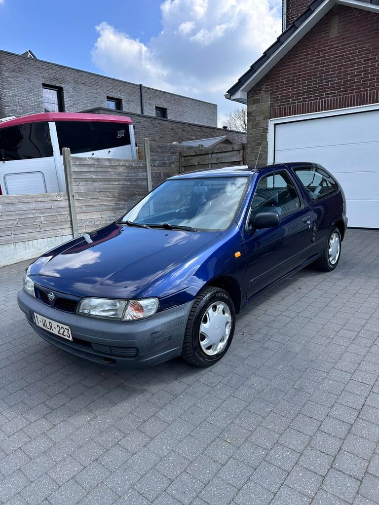 Nissan almera 1.6 benzine automaat reeds gekeurd voor verkop, Auto's, Nissan, 1600 cc, Particulier, Stadsauto, 3 deurs