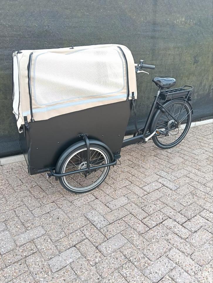 Babboe elektrische bakfiets nieuwe batterij jaar garantie, Fietsen en Brommers, Fietsen | Bakfietsen, Zo goed als nieuw, 4 kinderen of meer
