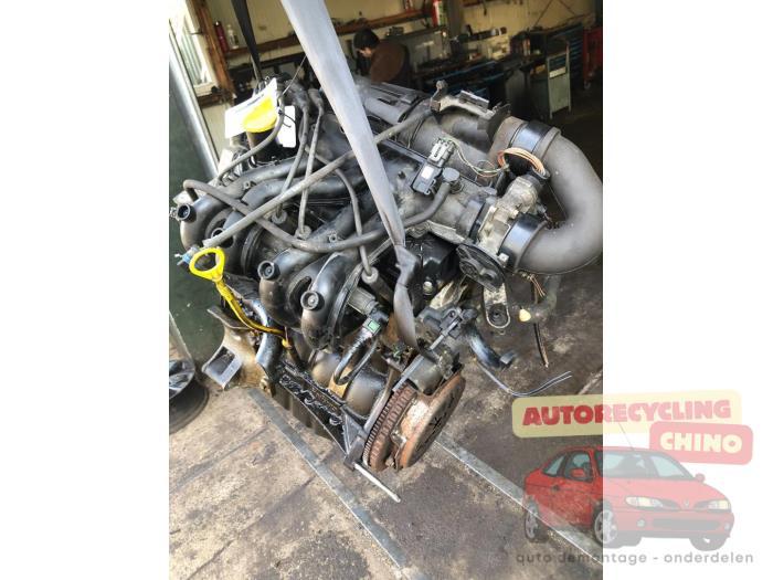 Motor van een Renault Clio, Gebruikt, -, Renault, -