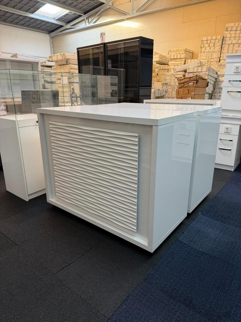 JOLI COMPTOIR, Enlèvement