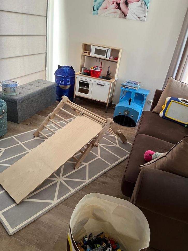 Houten kinder klimrek met glijbaan, Kinderen en Baby's, Speelgoed | Houten speelgoed, Zo goed als nieuw, Ophalen