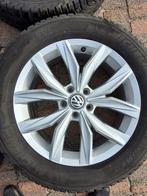 Pneus hiver 235/55R18 avec jantes origines VW, Autos : Pièces & Accessoires, Pneus hiver, Enlèvement, Pneu(s), 18 pouces