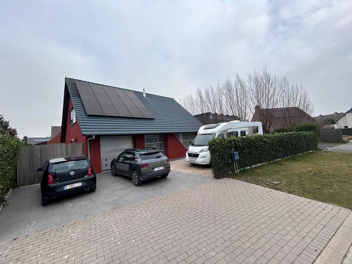 MOOIE ALLEENSTAANDE EN INSTAPKLARE GEZINSWONING TE KOOP, Immo, Maisons à vendre, Province de Flandre-Occidentale, 500 à 1000 m²