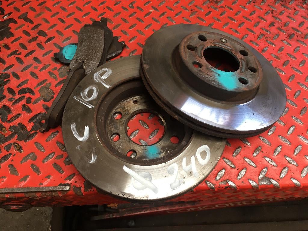 FREINS AVANT OPEL CORSA C, Auto-onderdelen, Remmen en Aandrijving, Opel, Gebruikt, Ophalen