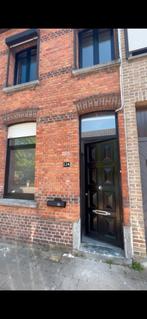 Te koop gerenoveerd huis 4 slaapkamers met zonnepanelen, Immo, Maison 2 façades, 120 m², Province de Flandre-Orientale, 194 kWh/an