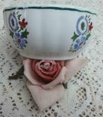 Oud Villeroy & Boch kommetje met bloemetjes, sjabloon motief, Enlèvement ou Envoi