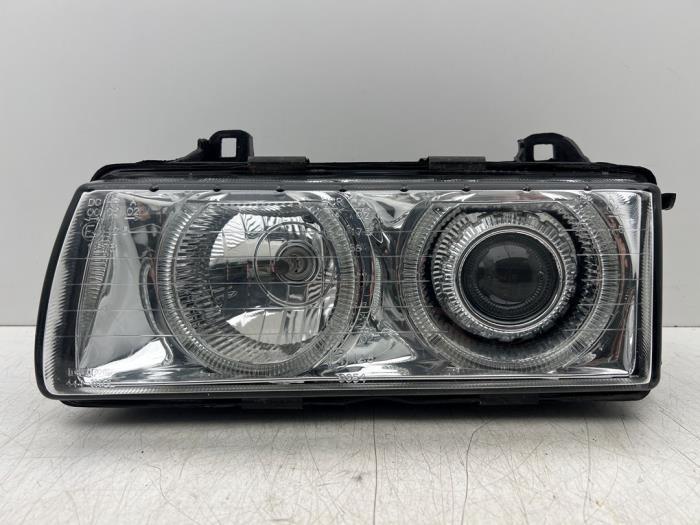 Koplamp links van een BMW 3-Serie, Auto-onderdelen, Verlichting, BMW, Gebruikt, 3 maanden garantie, Ophalen of Verzenden