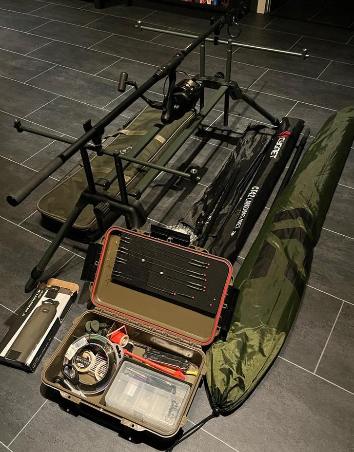 Volledige karperset, Sports nautiques & Bateaux, Pêche à la ligne | Carpes, Comme neuf, Ensemble complet, Enlèvement