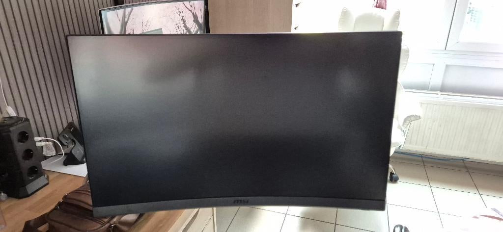 MSI Écran gamer Optix G27CQ4 E2 27" 170Hz WQHD Curved, Gaming, MSI, Moins de 1 ms, Comme neuf