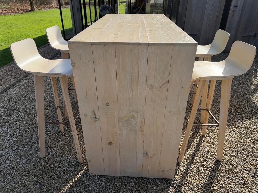 Bartafel met 4 krukken., 4 krukken, Ophalen