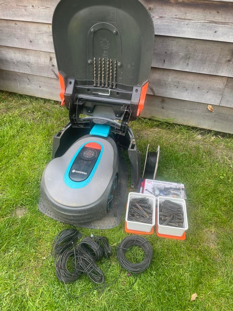 Gardena sileno minimo 250m2, Ophalen, Zo goed als nieuw