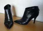 Zwarte lederen puntschoenen pumps bottines Kallisté Maat 37, Ophalen of Verzenden, Pumps