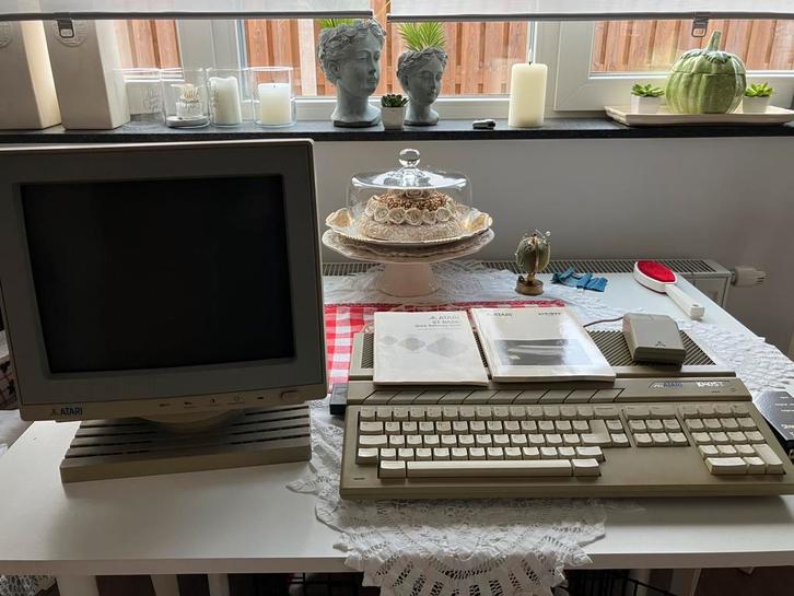 Atari 1040 ST inclusief scherm, Computers en Software, Vintage Computers, Ophalen