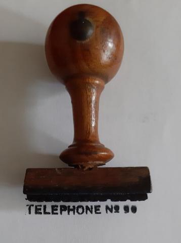 Oude stempel.  beschikbaar voor biedingen