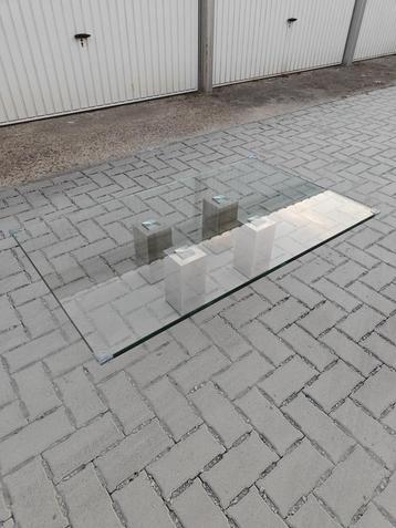 design salon tafel zeer stevig beschikbaar voor biedingen