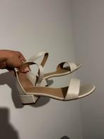 Dames sandalen/hak, Ophalen, Zo goed als nieuw