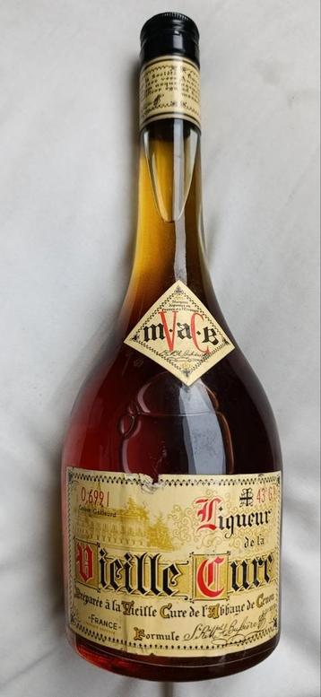 Vintage Vieille Cure fles uit de jaren 80/90 beschikbaar voor biedingen