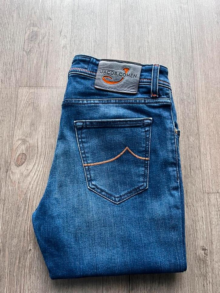 Jacob Cohen jeans size 31 type J622 comfort, Kleding | Heren, Spijkerbroeken en Jeans, Zo goed als nieuw, W32 (confectie 46) of kleiner