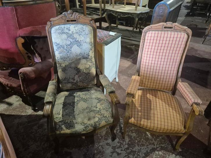 Fauteuil anciens, Antiek en Kunst, Antiek | Meubels | Stoelen en Sofa's, Ophalen
