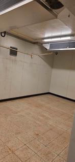 Koelcel te koop, Ophalen