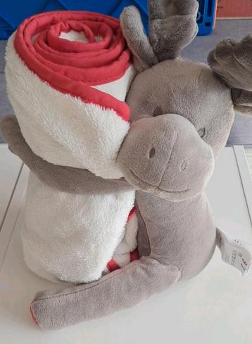 Plaid met knuffel - Eland beschikbaar voor biedingen