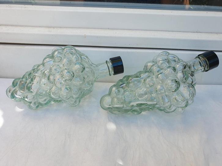 Vintage glazen druiventros karaf, Antiek en Kunst, Antiek | Keukengerei, Ophalen of Verzenden