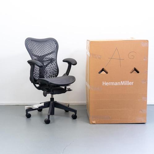 12 Herman Miller Mirra 2 bureaustoelen Zwart Zwart Nieuw, Maison & Meubles, Chaises de bureau, Neuf, Chaise de bureau, Noir, Enlèvement ou Envoi