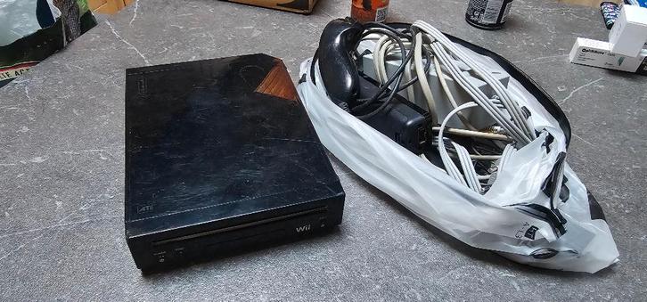 Wii zwart, Games en Spelcomputers, Spelcomputers | Nintendo Wii, Gebruikt, Ophalen of Verzenden