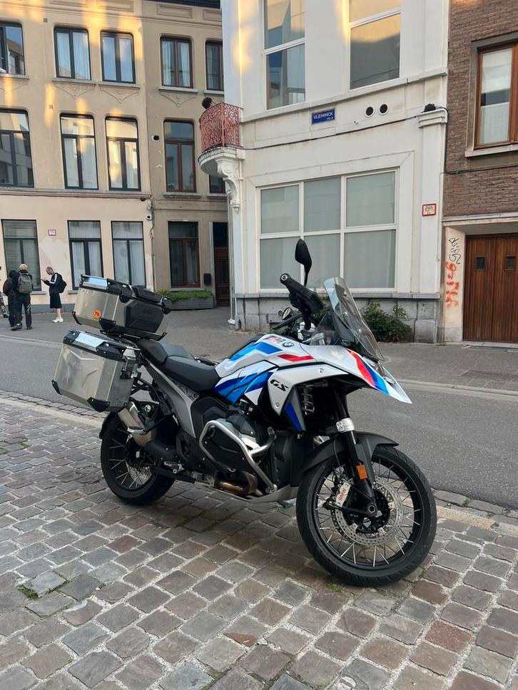 BMW R1300 GS — custom wrap — full option, Motoren, Motoren | BMW, Particulier, Toermotor, meer dan 35 kW, 2 cilinders, Motorrijbewijs A