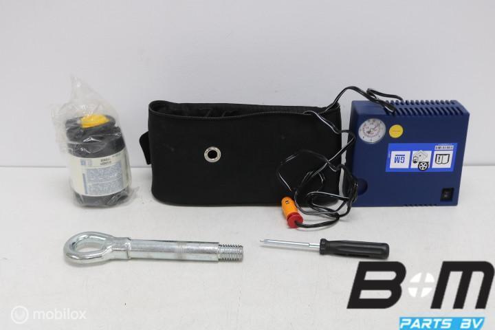 Gereedschaptas met compressor Opel Insignia 23102325, Auto-onderdelen, Klein materiaal, Gebruikt