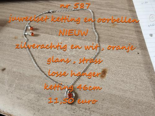 587. Parure de bijoux : collier et boucles d'oreilles, NEUF,, Bijoux, Sacs & Beauté, Colliers, Neuf, Autres matériaux, Orange