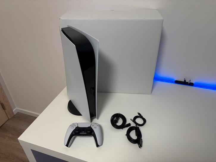 Playstation 5 Digital + 1 Controller + Doos, Games en Spelcomputers, Spelcomputers | Sony PlayStation 5, Zo goed als nieuw, Playstation 5 Digital