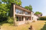 Villa te koop in Sint-Kruis, 445 m², Vrijstaande woning, 241 kWh/m²/jaar