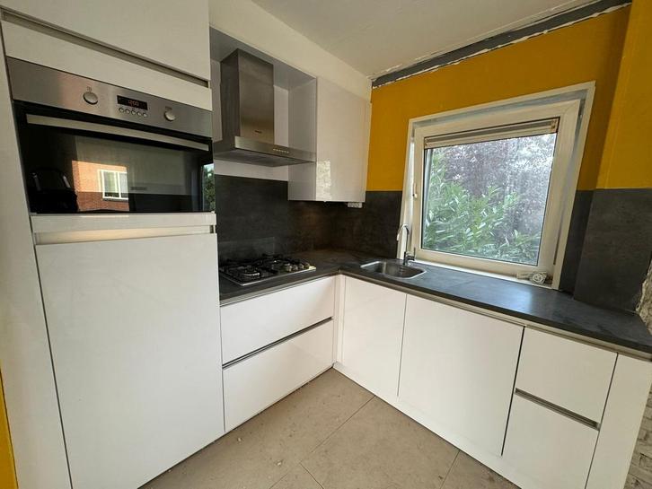 Nette Hoogglans Witte Hoekkeuken + Apparatuur GEDEMONTEERD, Huis en Inrichting, Keuken | Complete keukens, Hoekkeuken, Wit, Hout