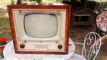televiseur Philips années 60 beschikbaar voor biedingen