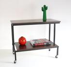 Minimalistische mid-century stereo tafel Vintage side table, Enlèvement, Comme neuf