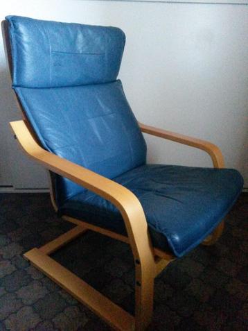 Fauteuil met lederen kussen beschikbaar voor biedingen
