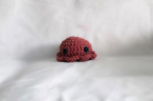 Adopteer deze mini-gehaakte octopus!, Hobby en Vrije tijd, Breien en Haken, Nieuw, Haken, Ophalen of Verzenden