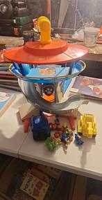 Paw patrol toren , mannetjes en 2 auto's, Ophalen, Zo goed als nieuw