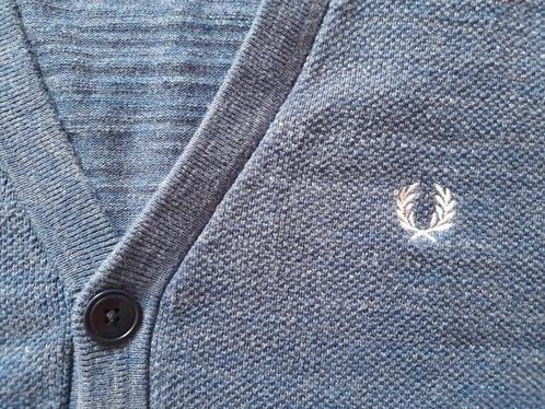 blauwe 💙 Fred Perry jilet M in NIEUWSTAAT, Vêtements | Hommes, Pulls & Vestes, Comme neuf, Taille 48/50 (M), Bleu, Enlèvement ou Envoi