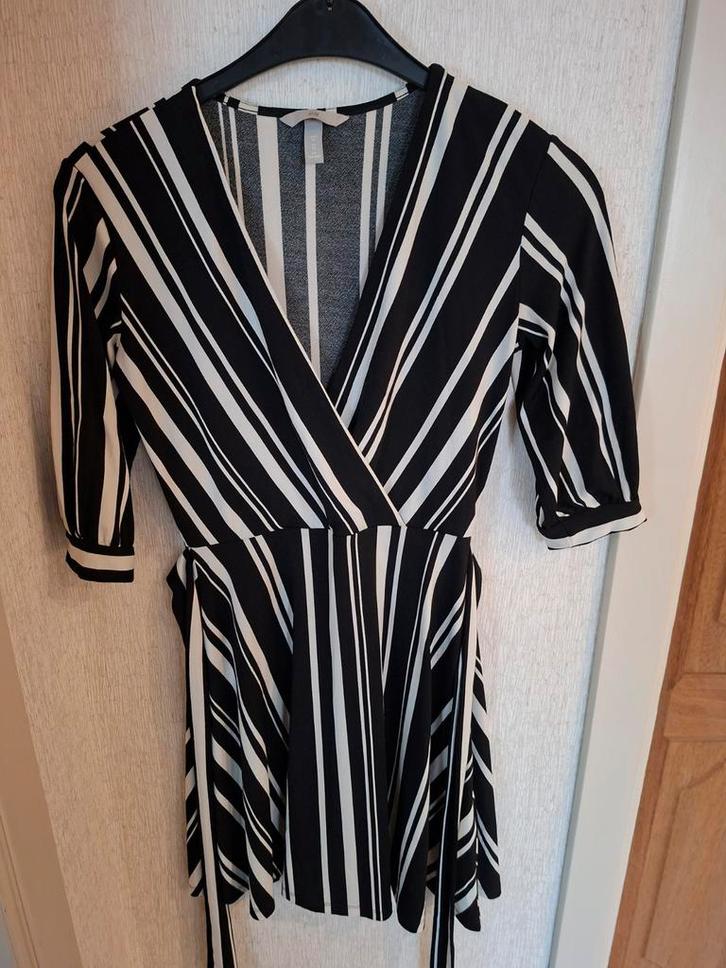 ​Chique Zwart-Wit Gestreepte Jurk | H&M Maat, Kleding | Dames, Jurken, Gedragen, Maat 34 (XS) of kleiner, Ophalen