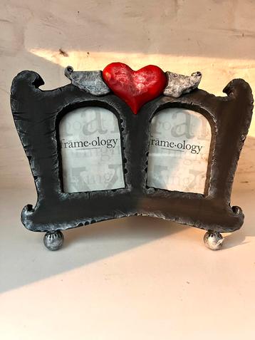 Fotokader Duo met hart beschikbaar voor biedingen